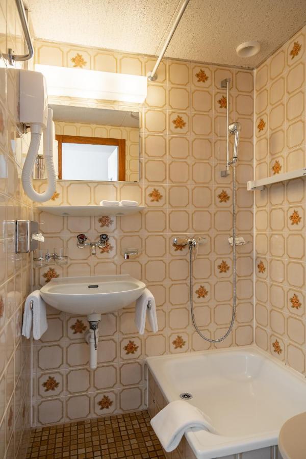Hotel Alpenruhe - Vintage Design Hotel Wengen Rom bilde