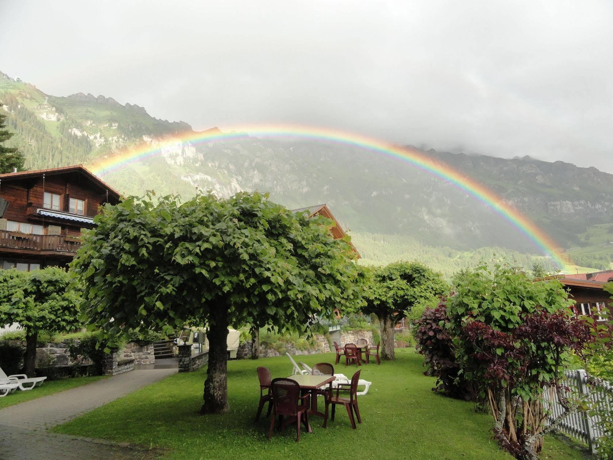 Hotel Alpenruhe - Vintage Design Hotel Wengen Eksteriør bilde